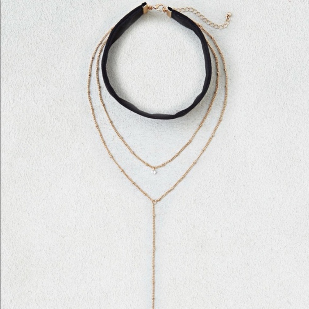 American Eagle Black layered choker